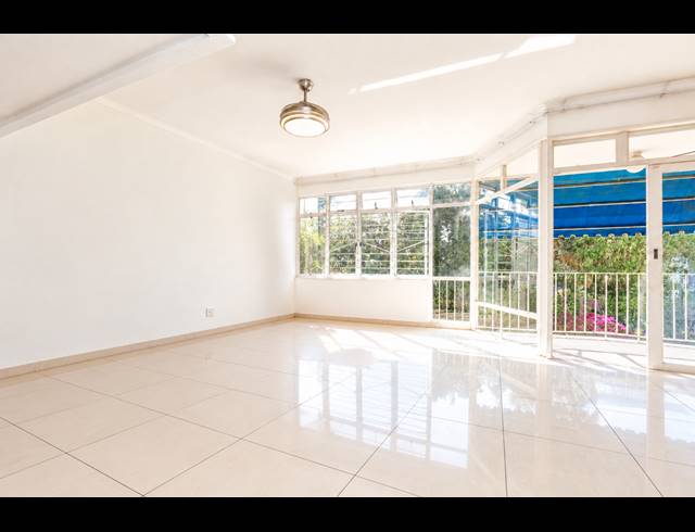 4 BEDROOM APARTMENT FOR SALE IN MUSGRAVE